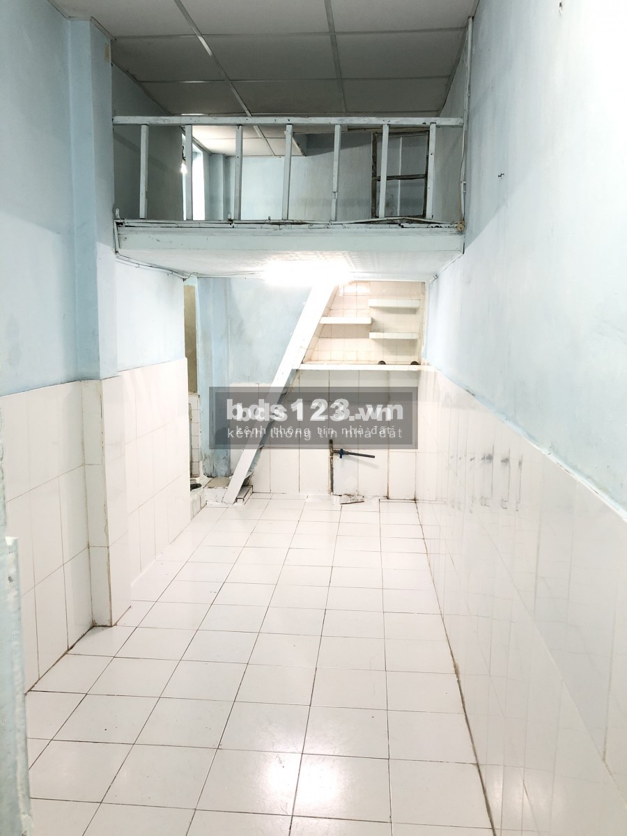 Cho Thuê Nhà cấp 4 cho Thuê Nguyên Căn Quận 1 3tr5