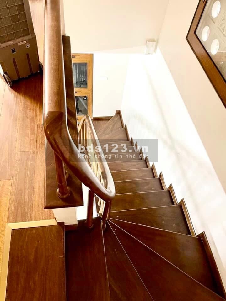 Thanh lí gấp nhà phố Vương Thừa Vũ phân lô quân đội, ngõ oto tránh gần 100m2 giá 13 tỉ
