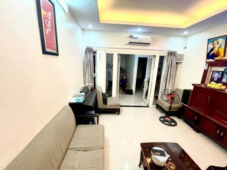 ĐẶNG VĂN NGỮ, ĐỐNG ĐA, 50M, 5 TẦNG, MẶT TIỀN 6M, GIÁ 3.8 TỶ