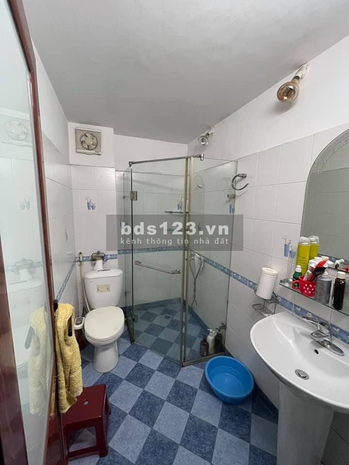 BÁN GẤP NHÀ RIÊNG QUẬN CẦU GIẤY- 82M2-4 TẦNG- NHỈNH 10 TỶ CÓ THƯƠNG LƯỢNG.