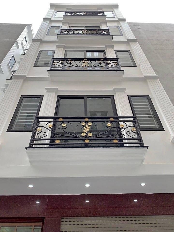 Nhà riêng Khâm Thiên 5 tầng góc 2 mặt thoáng giá 3.55 tỷ