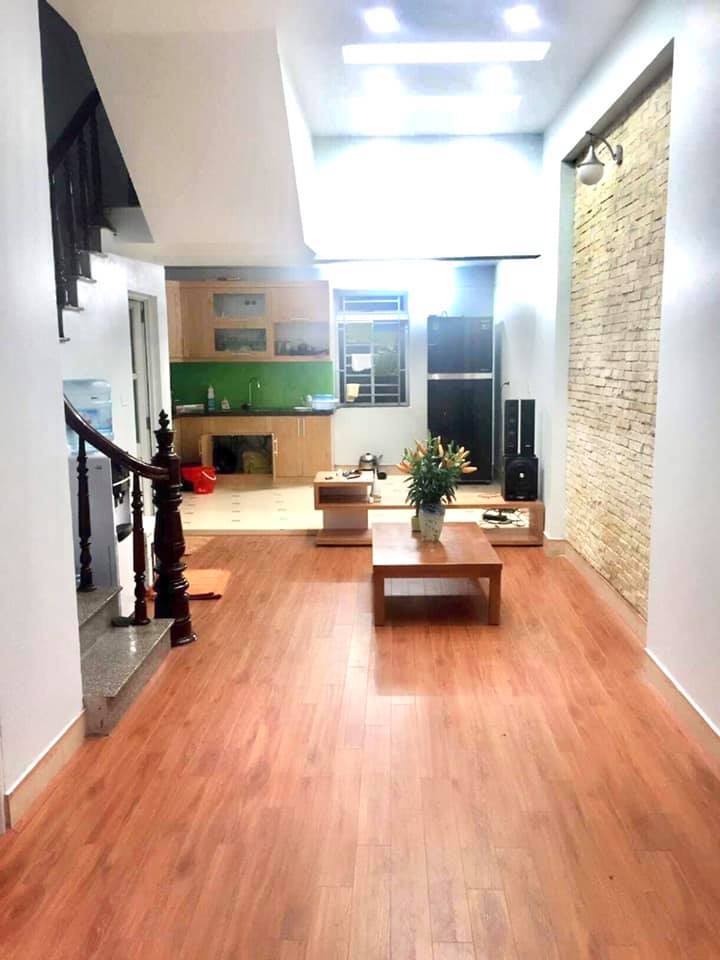 Bán nhà Âu Cơ, Ôtô 7 chỗ đỗ cổng, Ngõ thông tứ tung, 64m2, 4 tầng MT6.2m giá chỉ 4.6Tỷ