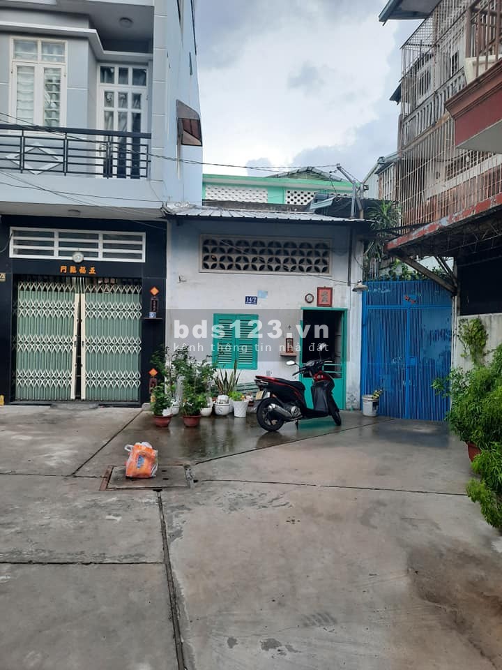 Bán Nhà Quận 5 hẽm xe hơi nhà C4 tiện xây mới – Gía 9.9 Tỷ
