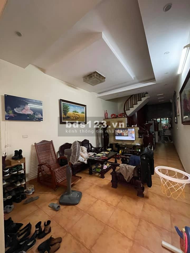 BÁN GẤP NHÀ RIÊNG QUẬN CẦU GIẤY- 82M2-4 TẦNG- NHỈNH 10 TỶ CÓ THƯƠNG LƯỢNG.