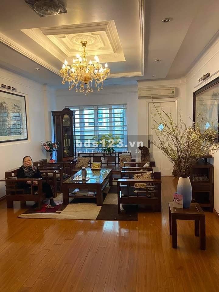 Siêu phẩm phố thái Thịnh , đống đa 75m 6 tầng mt 4,7m giá cực hạt rẻ