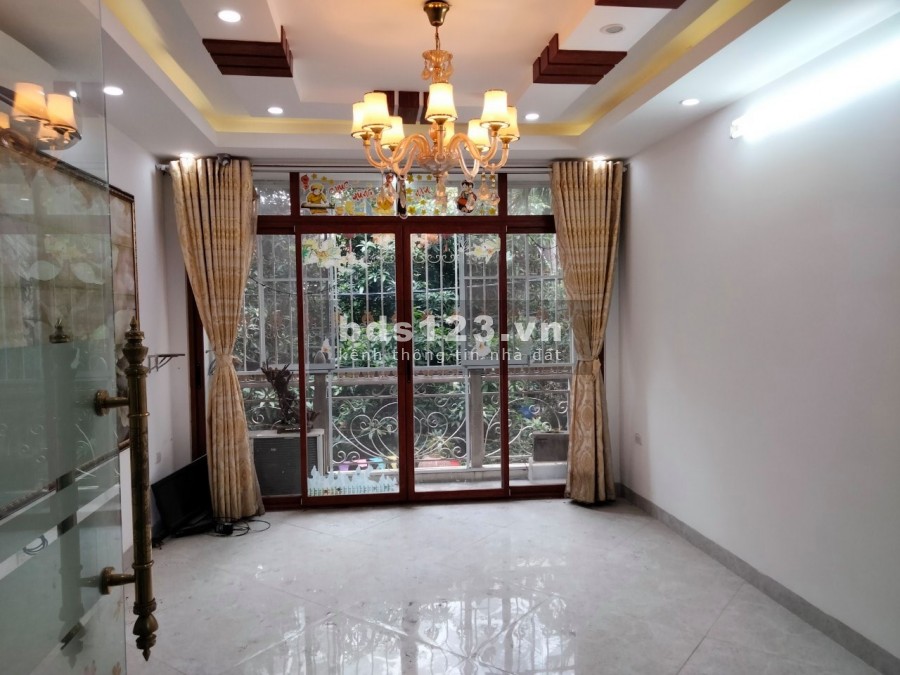 Liên Kề Khu BT Viêt Hưng, 160m2 MTx8.5m 4T Long Biên