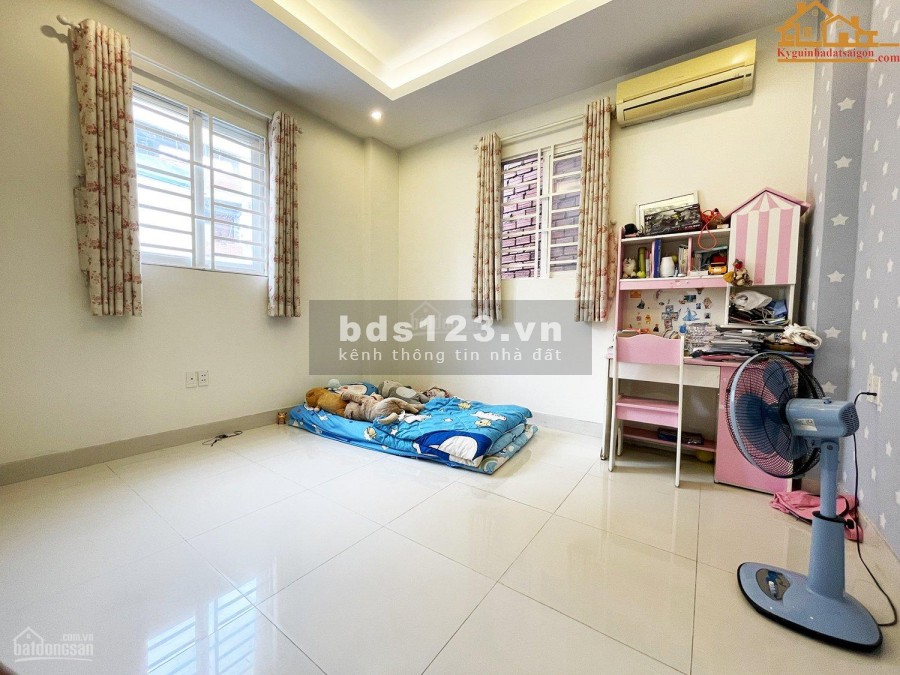 CẦN BÁN NHÀ PHỐ NGYỄN VĂN CỪ, 75M2, 3,5 TẦNG, MT 6,8M, 3,7 Tỷ