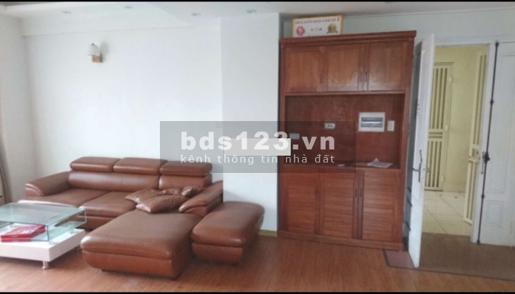 Cho thuê chung cư số 02 ngõ 61 Hoàng Cầu, Đống Đa 85m 3PN thoáng mát đồ đẹp giá 11tr/th 0988296228