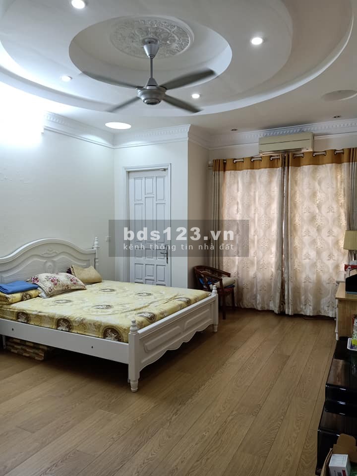Bán nhà Ái Mộ Long Biên 47m2*5T Mặt tiền 5m Ô tô qua cửa Ngõ thông tứ tung