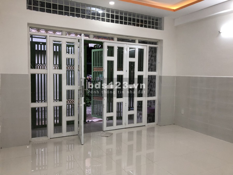 Chính chủ bán gấp nhà 5x12 1 trệt 1 lầu tại 239/1 Khuông Việt P Phú Trung Q Tân Phú