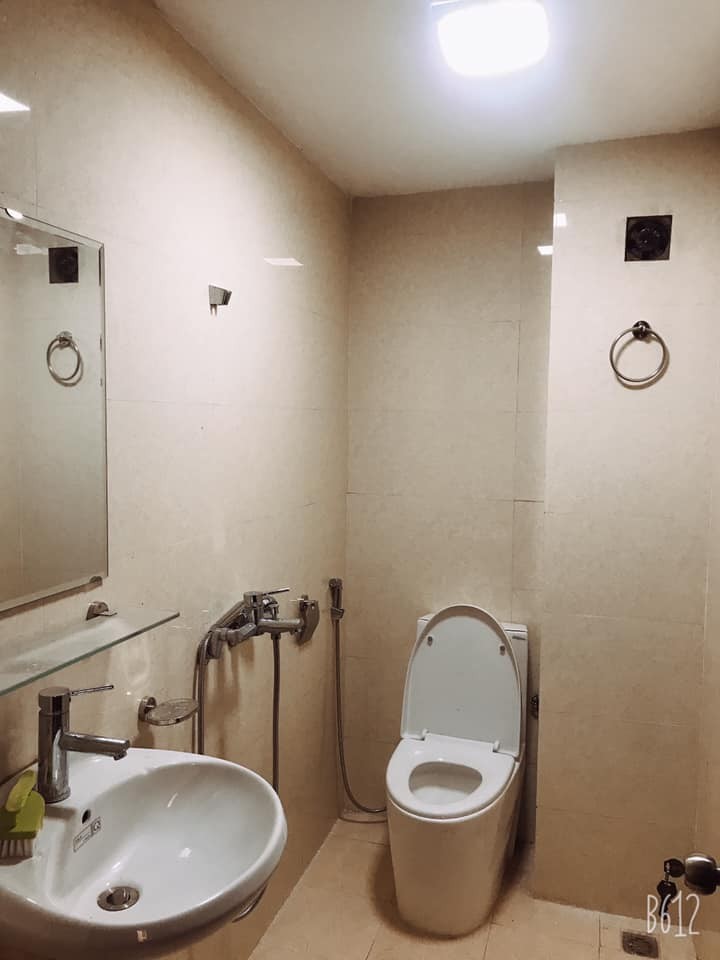 Bán nhà Định Công Thượng, 38M2 x 5 tầng x Siêu thoáng, Ngõ 2 ô tô tránh, Dừng đỗ ngày đêm. LH: 0964657169.