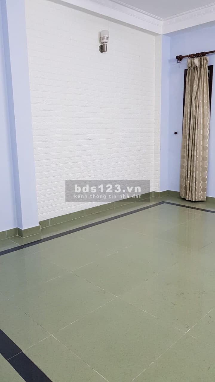 Bán Nhà HXH Trung Tâm Quận Bình Thạnh. DT: 79m2. LH: 0932155399.