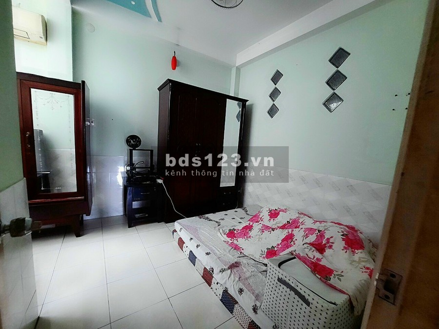 Bán gấp nhà 2 lầu sân thượng hẻm Xe Hơi 6m đường Thái Phiên, P8, Q11, Giá 5,8 tỷ
