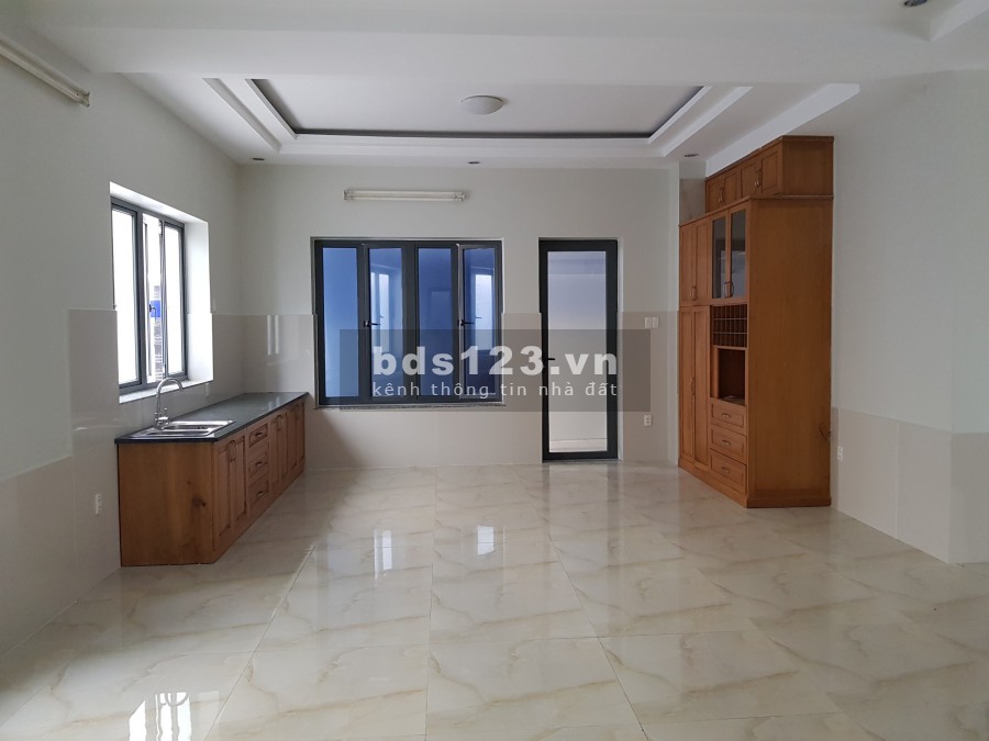 Cho thuê nguyên căn villa 15x20m Trần Não làm VP kết hợp ở