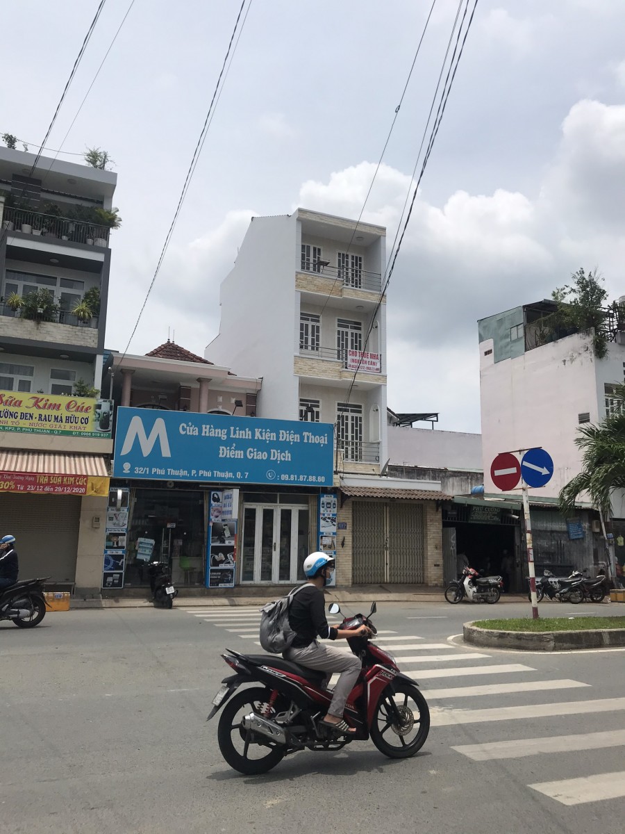 Bán Gấp MT Huỳnh Tấn Phát, Q7. 120m2 giá 14,9 tỷ. Có HĐ Cho thuê 480 triệu/năm.