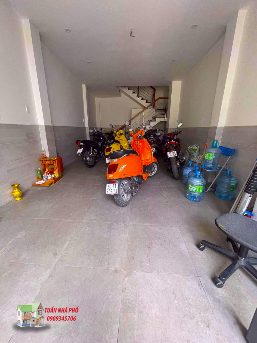 Bán Nhà phố Đường Lam Sơn - Yên Thế, 43m2(nở hậu), 1trệt 3lầu, 8.2tỷ