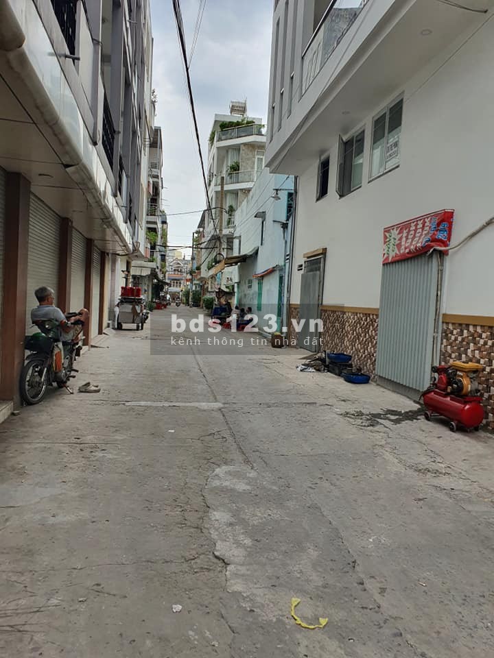 Bán nhà HXH Lạc Long Quân Quận 11 5 tầng dt 3X14 0899306823