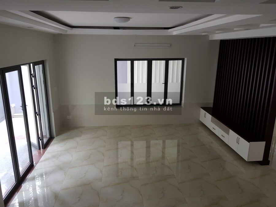 Cho thuê nguyên căn villa 15x20m Trần Não làm VP kết hợp ở