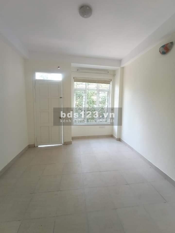 BÁN NHÀ ĐỊNH CÔNG HẠ - CHỦ TỰ XÂY - Ô TÔ – 35M2 – GIÁ 3.3T