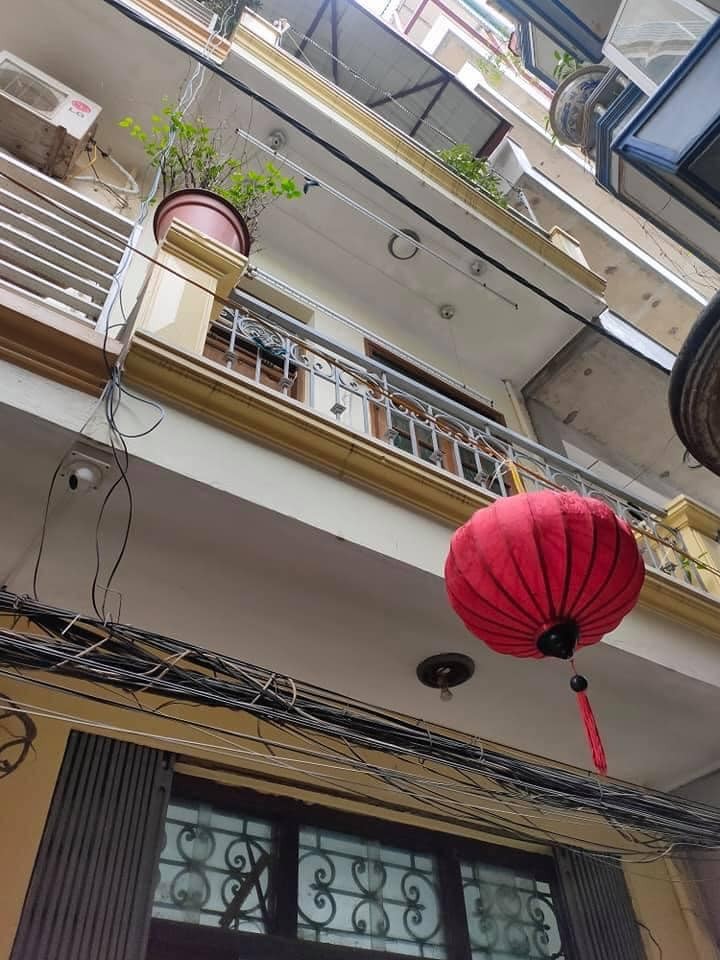 Bán nhà phố Khương Hạ,TX,HN.DT:28m2*3T,MT3,4m,giá 3,15 tỷ.LH: Thanh0977686830