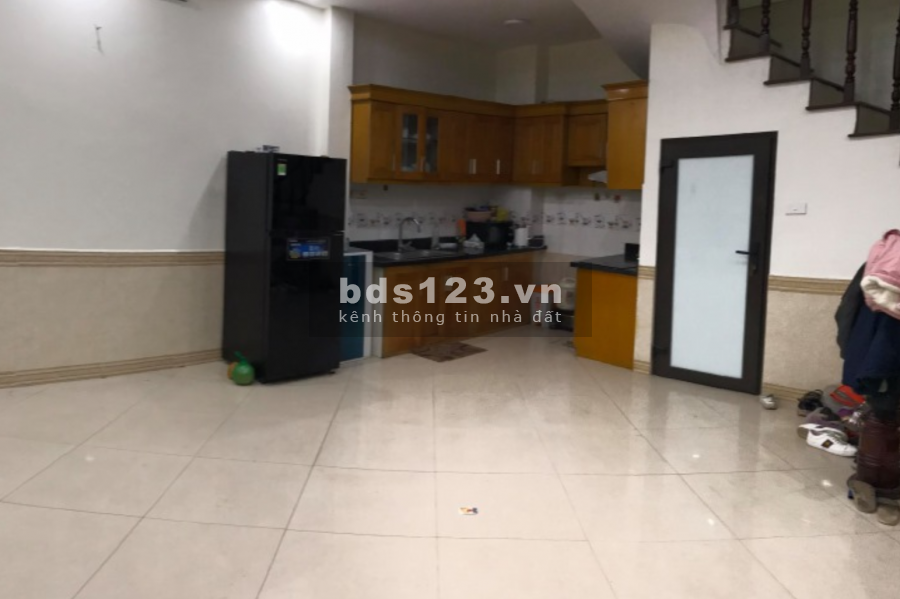 Bán Nhà Hoàng Hoa Thám 40m2 5 tầng mặt tiền 4 giá 4.3 tỷ