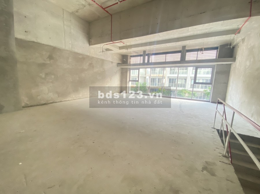 Cho thuê nguyên căn Shophouse khối đế Sarina trệt 2 lầu tổng DTSD 228m2 Hoàng Thế Thiện