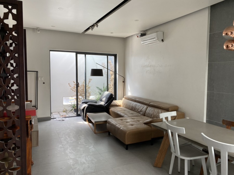 Nhà MT đường Nguyễn Văn Linh, Q7. Giá 20 tỷ