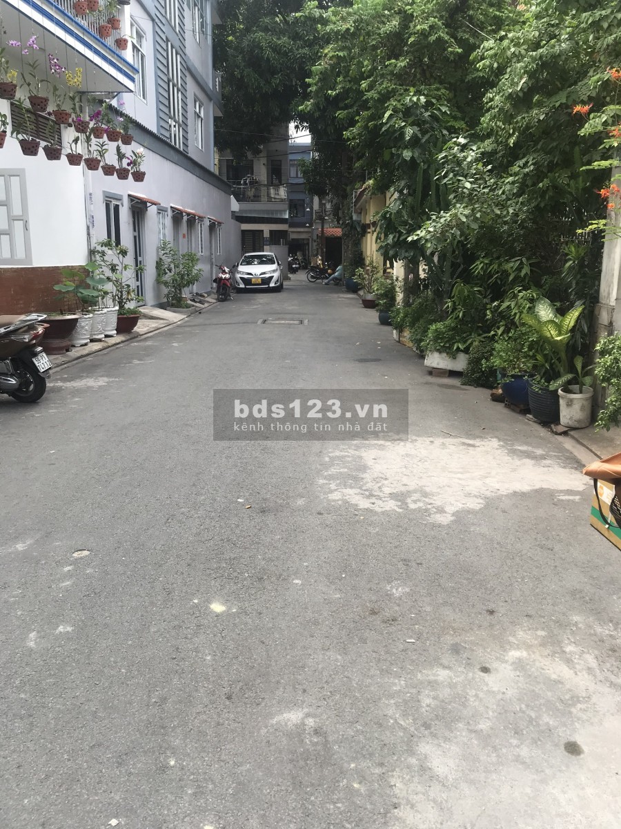 Cho thuê nhà nguyên căn quận Tân Bình hẻm xe hơi gần chợ