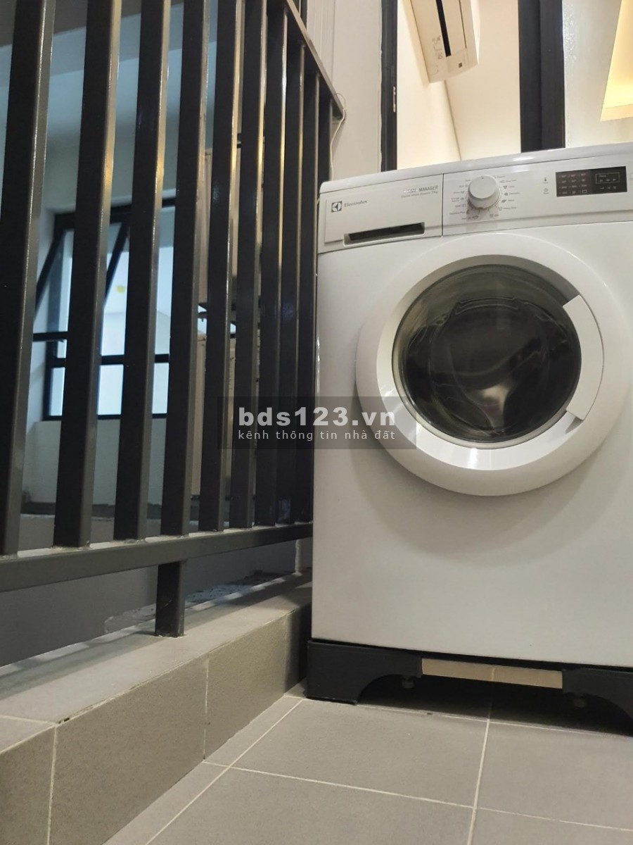 Cho thuê chung cư N01T1 Khu Ngoại Giao Đoàn 96m2 3PN 2WC full nội thất cao cấp. L/H: 0963146006