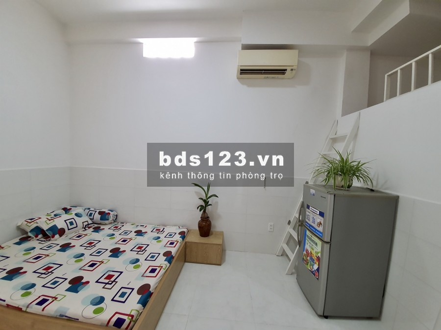 Phòng trọ rộng 35m2 có gác có sẵn nội thất giá rẻ quận 7 chỉ 3tr5 - 4tr/th