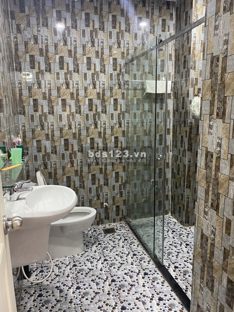 MT D2 Nối Dài Trệt 3Lầu-ST 4P 5WC ML Giá 35Tr/th
