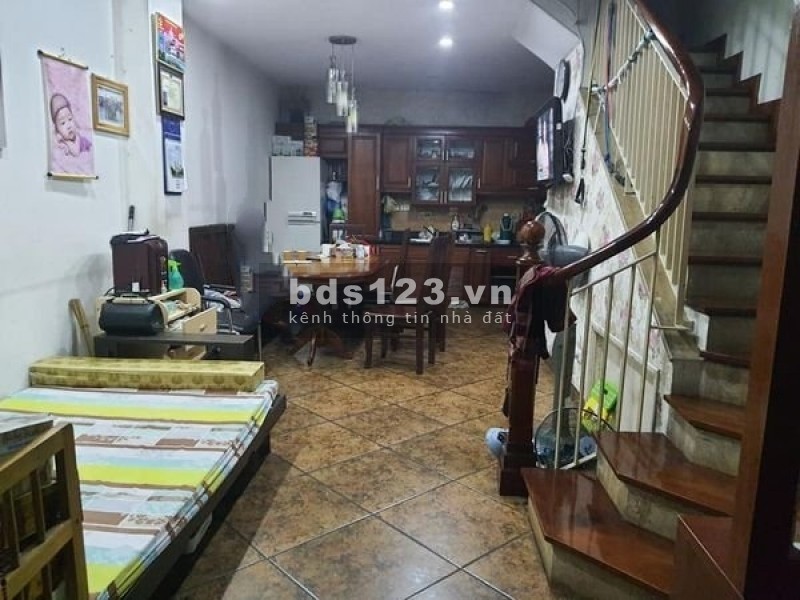 Bán nhà đẹp ngõ Lương Sử C, Quốc Tử Giám 45m2 x 6 tầng giá 5,5 tỷ. LH 0912442669