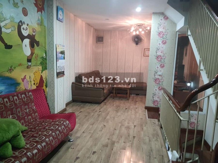 Bán nhà đẹp ngõ Lương Sử C, Quốc Tử Giám 45m2 x 6 tầng giá 5,5 tỷ. LH 0912442669
