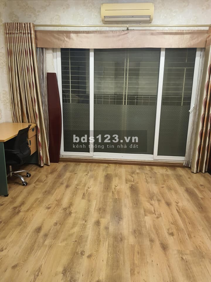 Bán nhà đẹp ngõ Lương Sử C, Quốc Tử Giám 45m2 x 6 tầng giá 5,5 tỷ. LH 0912442669