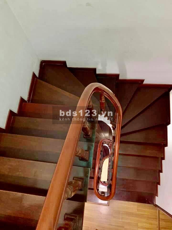 Tìm Gấp Chủ Mới Cho Siêu Phẩm Hoang Mai, giáp phố, 35m2,4T, Giá 3,05 tỷ.