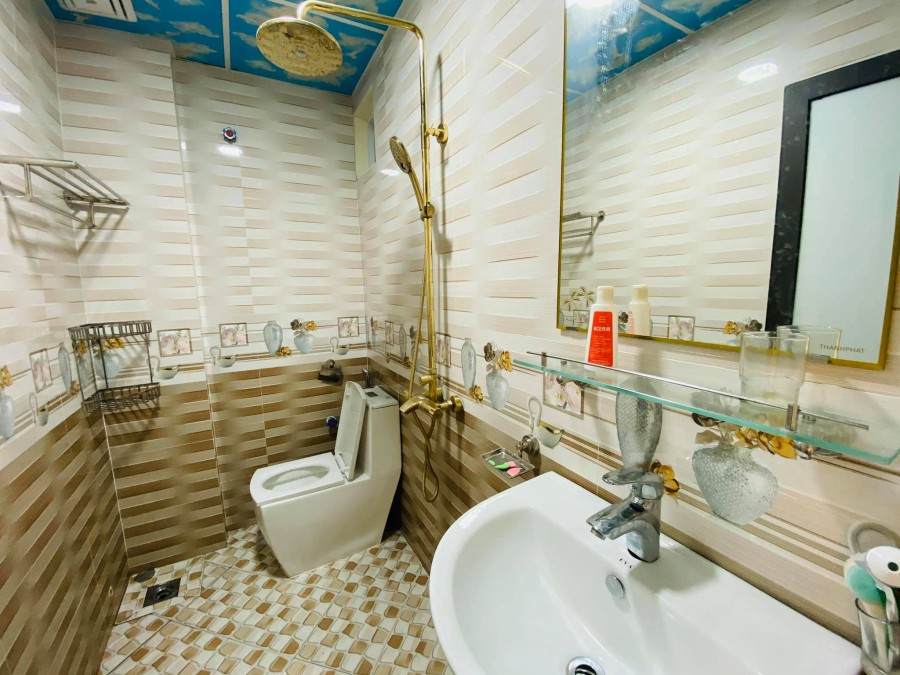 Cực Hiếm Lê Trọng Tấn ( Thanh Xuân) 32M2, 5 tầng, Ô tô tránh, Dừng Đỗ, Kinh Doanh Đỉnh. LH: 0964657169.