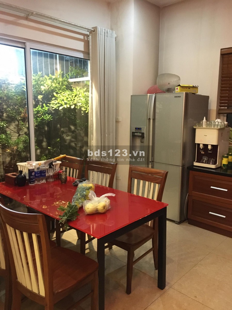 Cần bán Biệt Thự BT 7 mặt đường Nguyễn Cao Luyện Đô thị Việt Hưng 160m2, Kd đỉnh.