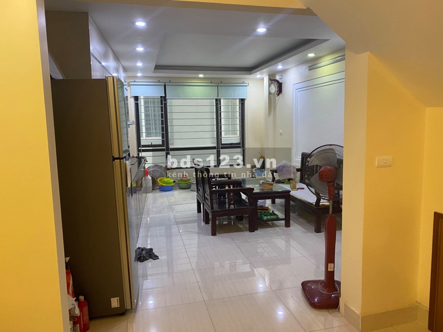 Về quê tránh cái nóng Hà Thành được giá là bán 50m2*3T khu Bách Khoa tròn 3 tỷ