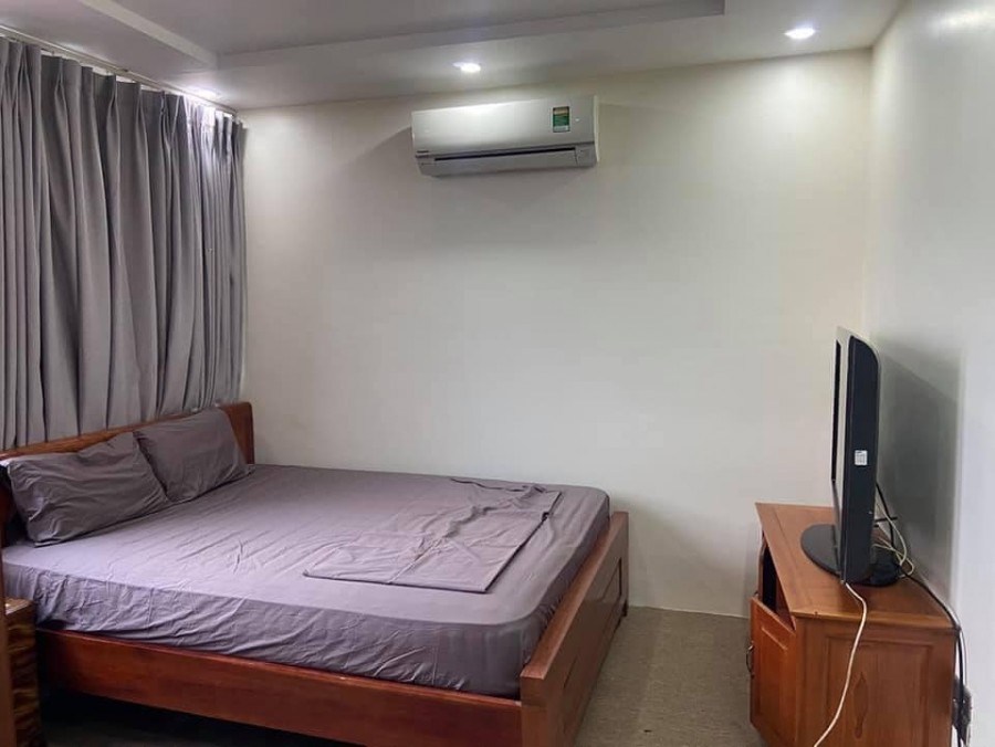 Bán khách sạn mặt Hàng Bồ 43m2 x 7 tầng, 28.5 tỷ , kinh doanh, ô tô, thang máy