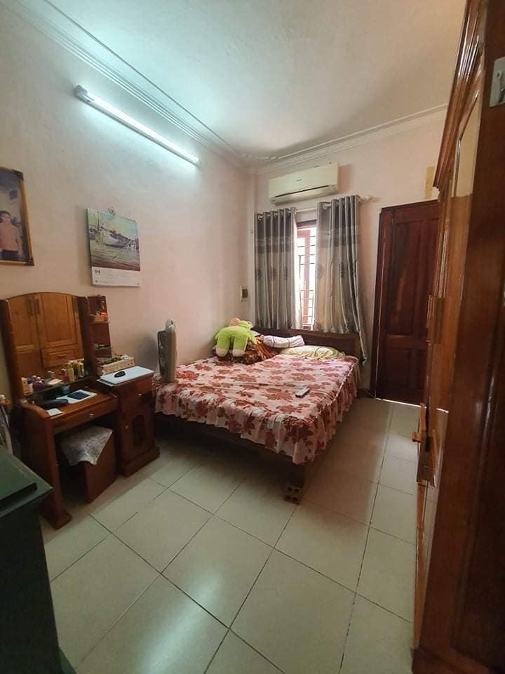 Chính Chủ Bán Nhà 4 tầng, Phố Xốm, Hà Đông, Cách Phố 20m, DT 32m2. Chỉ 2 Tỷ.
