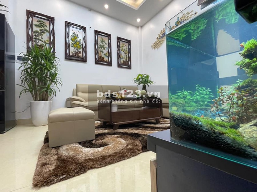 Bán Gấp Nhà Ngõ 211 Khương Trung 28m2x4 Tầng. Nhỉnh 2 Tỷ .