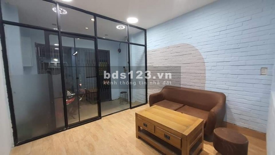 Cần bán nhà Cmt8, Tân Bình hẻm kinh doanh sát mặt tiền giá 6.1 tỷ