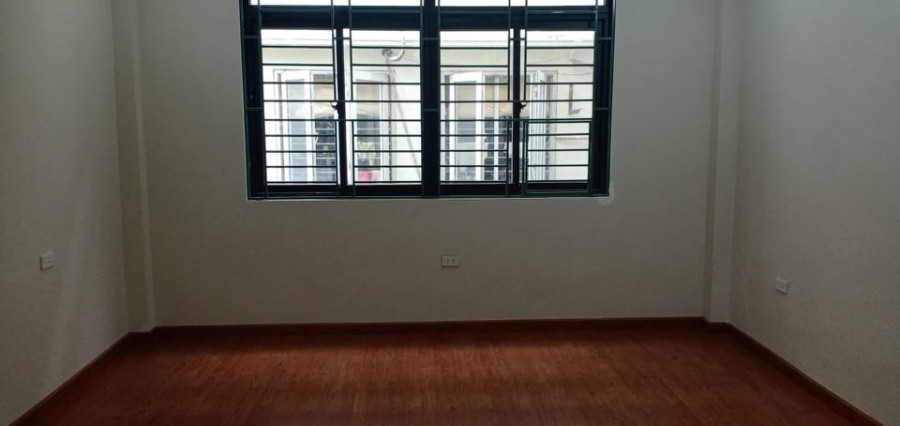 Bán Nhà Xuân Thủy Phân Lô Kinh Doanh Ô TÔ 35M MT4.3M Gía 5.25 Tỷ