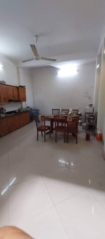  BÁN NHÀ VỊ TRÍ SIÊU ĐẸP NGUYỄN VĂN TRỖI HÀ ĐÔNG S70M2, MT4,7M CHỈ 5.75 TỶ.