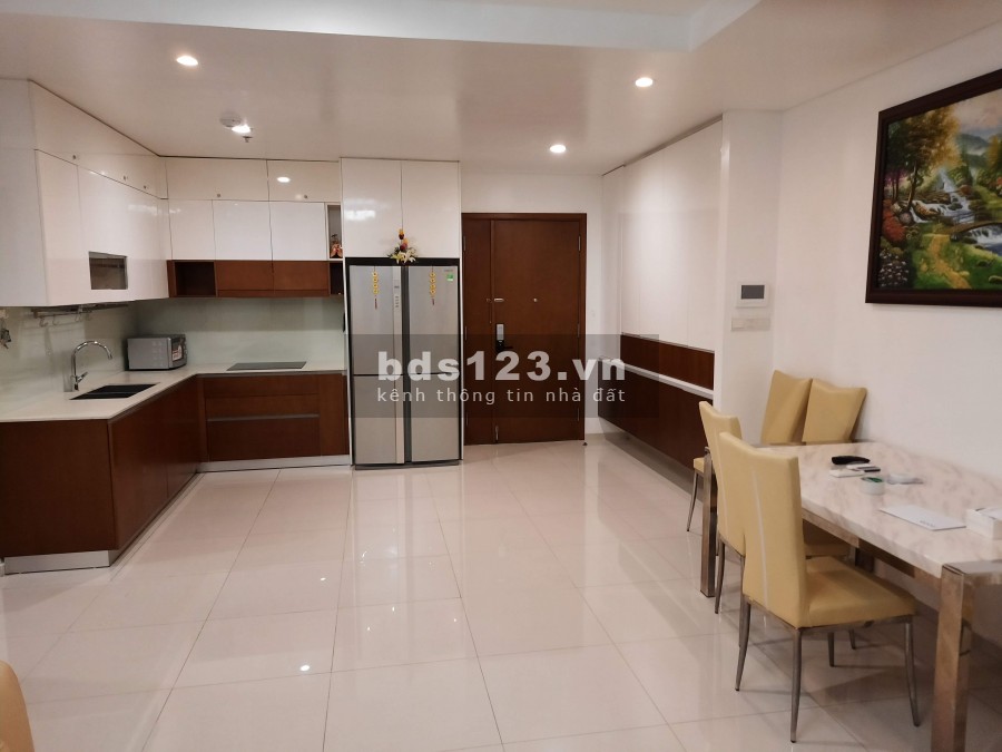 Cho thuê gấp căn hoa hậu dự án Pearl Plaza 2 phòng ngủ, diện tích 101m2, giá tốt