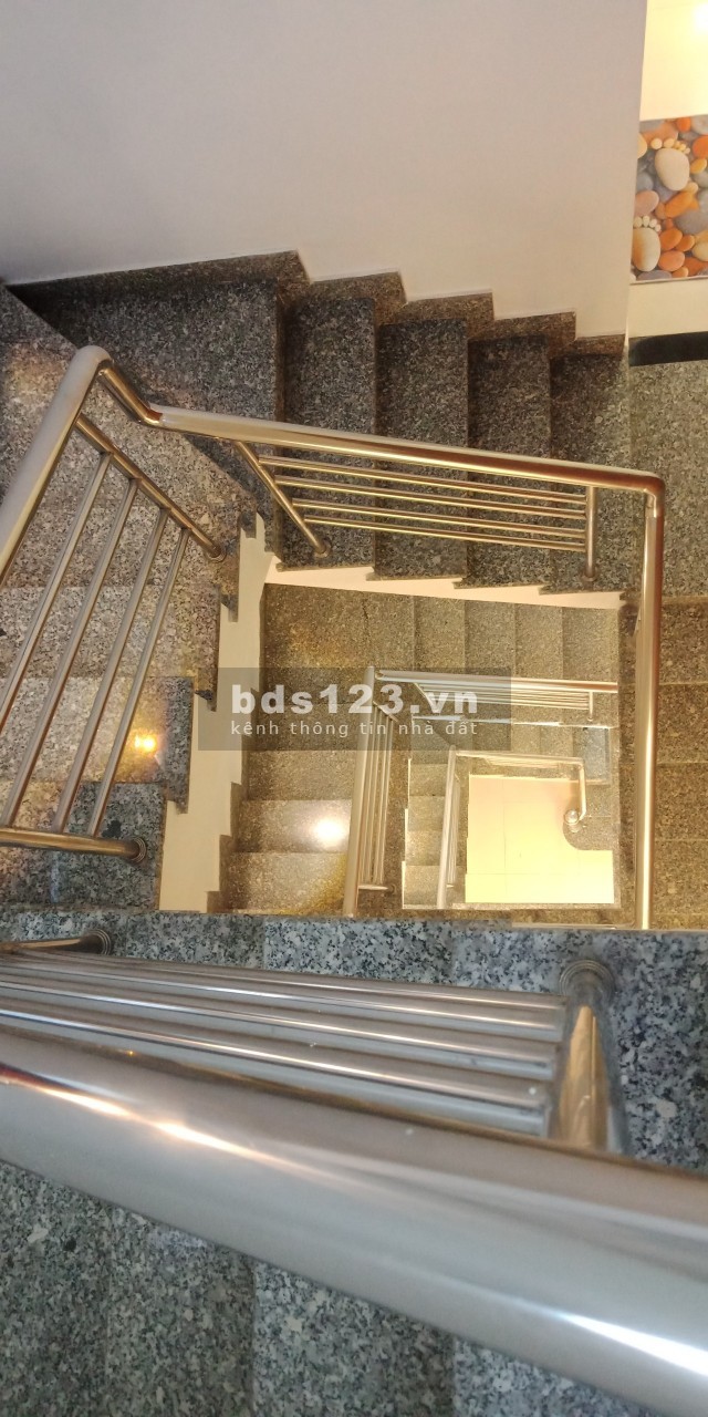 Bán đất tặng nhà lầu full nội thất Nhà Bè - SHR