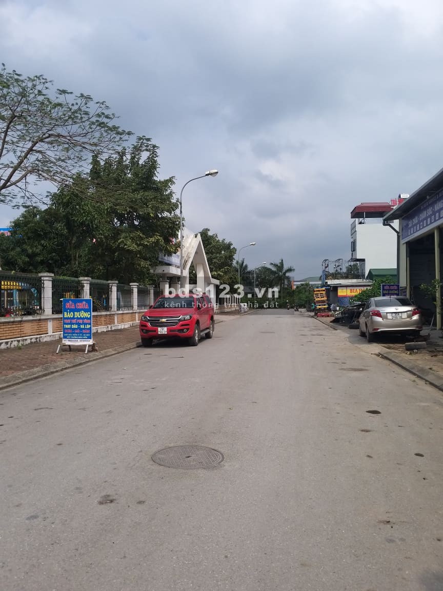 Cần bán gấp đất KĐT 31Ha Trâu Quỳ Gia Lâm diện tích 136m2. LH 0983253436