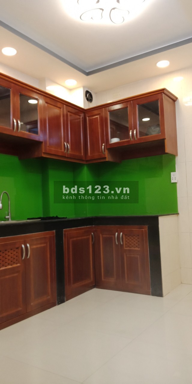 Bán đất tặng nhà lầu full nội thất Nhà Bè - SHR