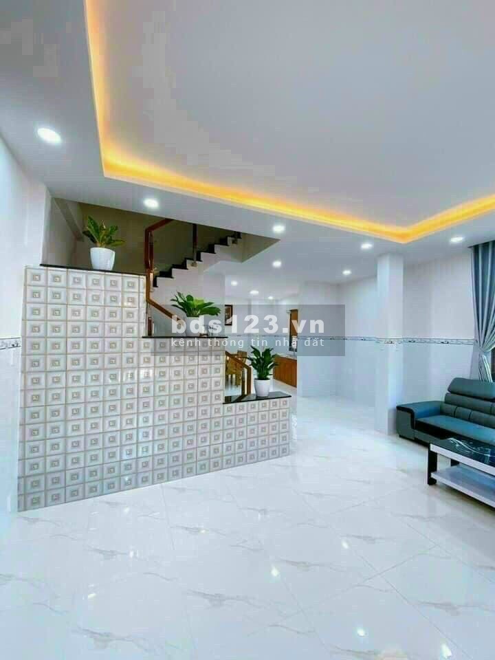 BÁN NHÀ, NGUYỄN OANH DS28, GÒ VẤP, TS 5.3x14m, HẺM XE HƠI, CHỈ…