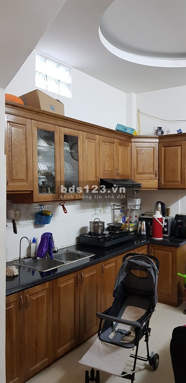 Bán nhà Vĩnh Hưng phân lô diện tích rộng vuông đẹp